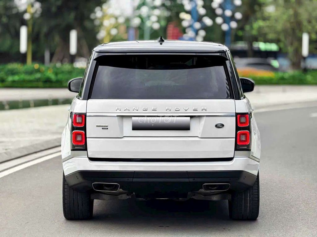 Автобиография Рендж Ровер P400 LWB 2020 Белая