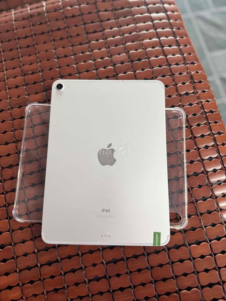 Máy tính bảng Apple iPad Bạc. Mua bán Máy tính bảng tại Thị xã Tân Uyên Bình Dương được đăng bởi Adam Nguyễn hình 1