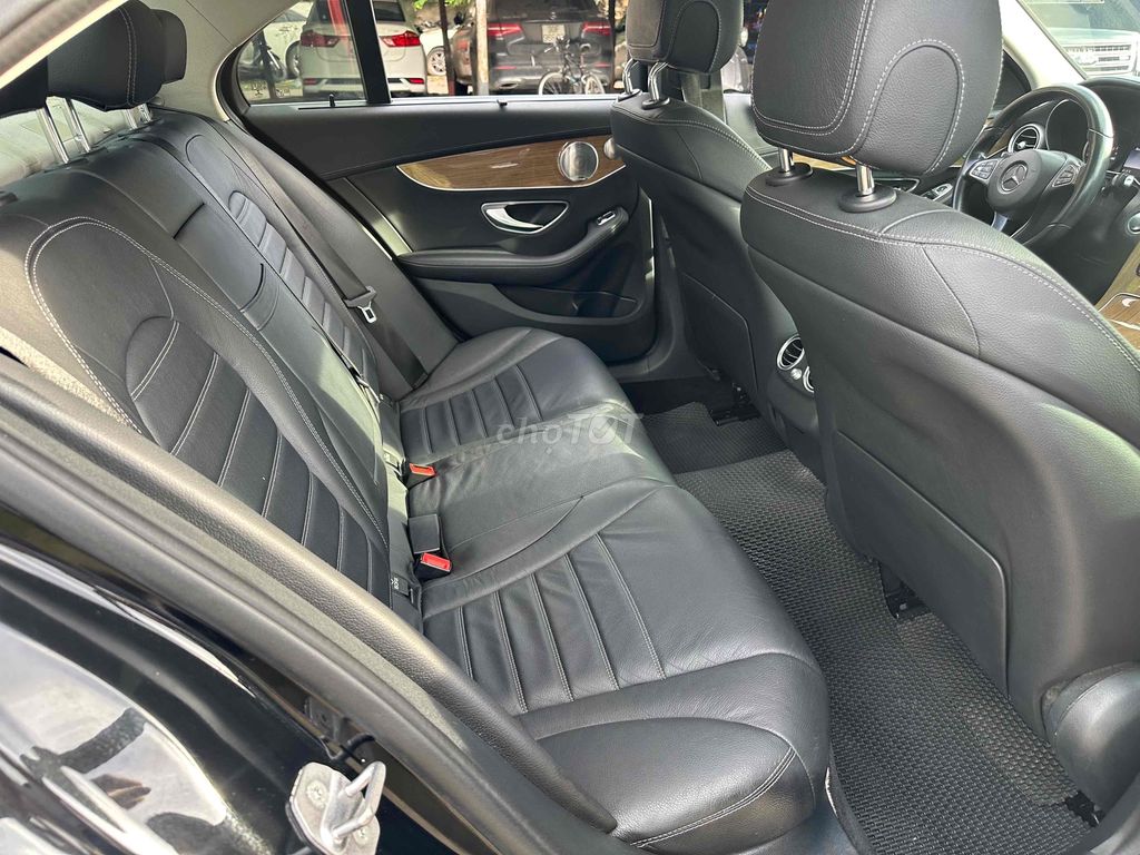 Mercedes Benz C Class 2016 C250 Exclusive - 91000. Mua bán Ô tô tại Quận Cầu Giấy Hà Nội được đăng bởi Vũ Kiên hình 13