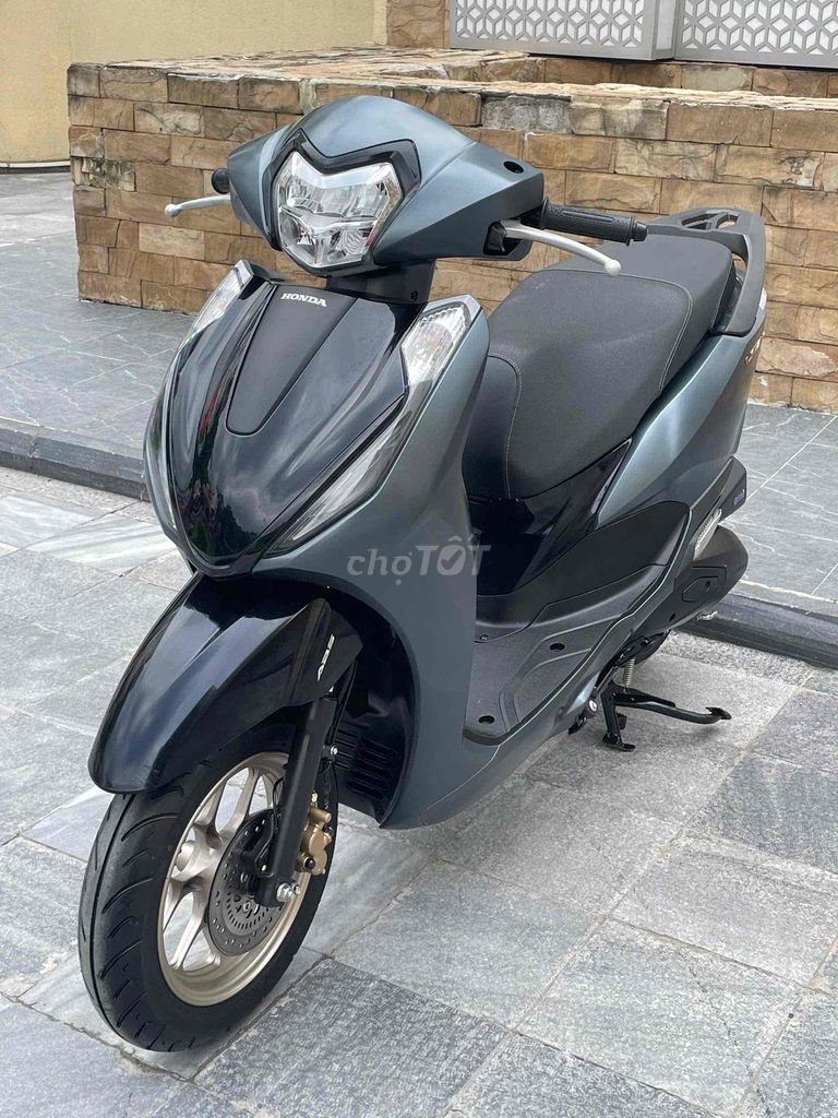 Honda Lead 125 ABS 2024 почти новый — XE MÁY 68