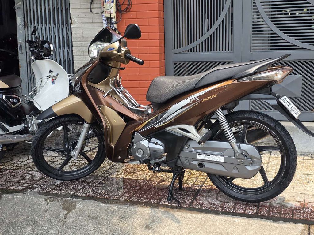 Honda Future 125fi 2016, номер Хошимина, первый владелец