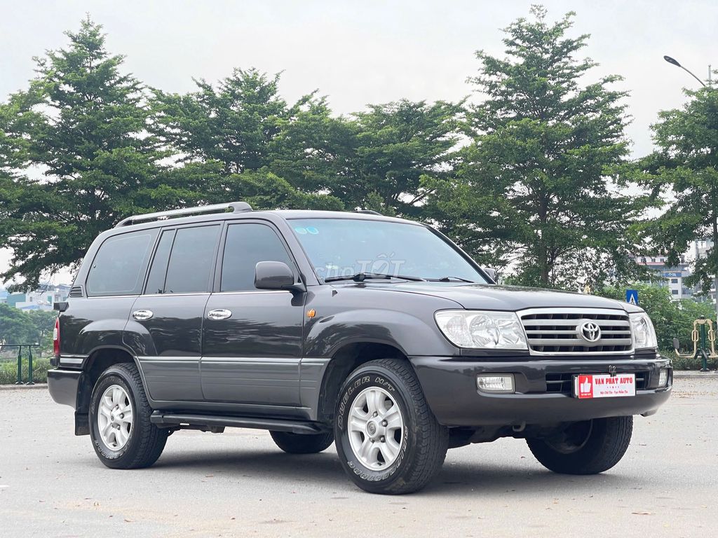 Toyota Land Cruiser 2004 GX.R 4.5 chất xe sưu tầm. Mua bán Ô tô tại Quận Thanh Xuân Hà Nội được đăng bởi Vạn Phát  Auto hình 1