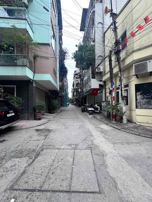 Nhà phố 105 m² · 10 PN · Phố Trần Đại Nghĩa