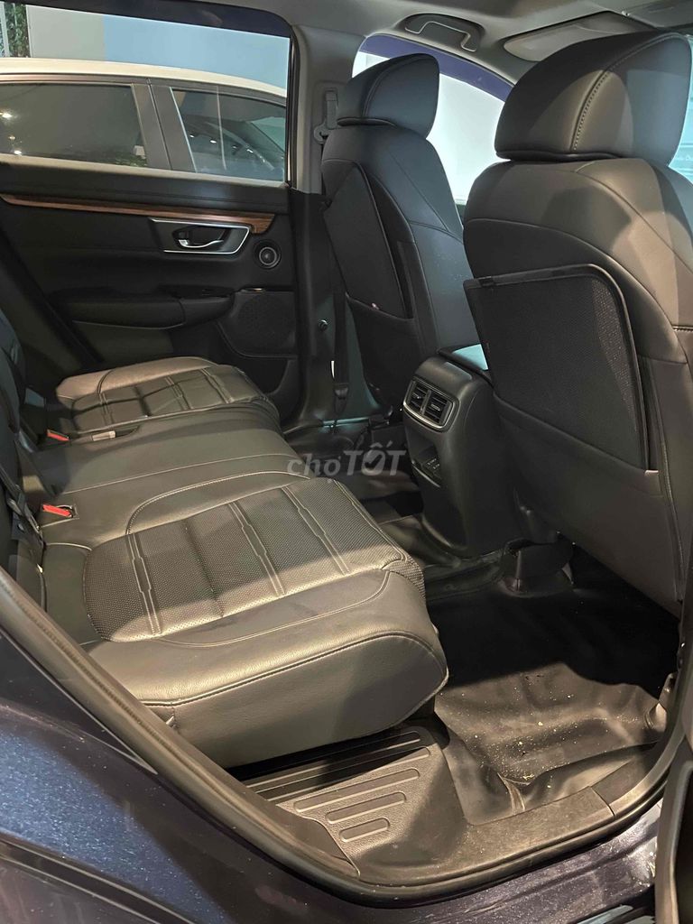 HONDA CRV L 2023 - XE LƯỚT : 11.300km - NHƯ MỚI. Mua bán Ô tô tại Quận 7 Tp Hồ Chí Minh được đăng bởi Honda Ô Tô Sài Gòn Quận 7 hình 5