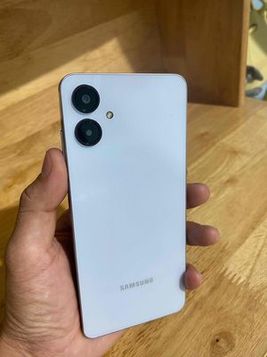 Samsung Galaxy A06 Trắng