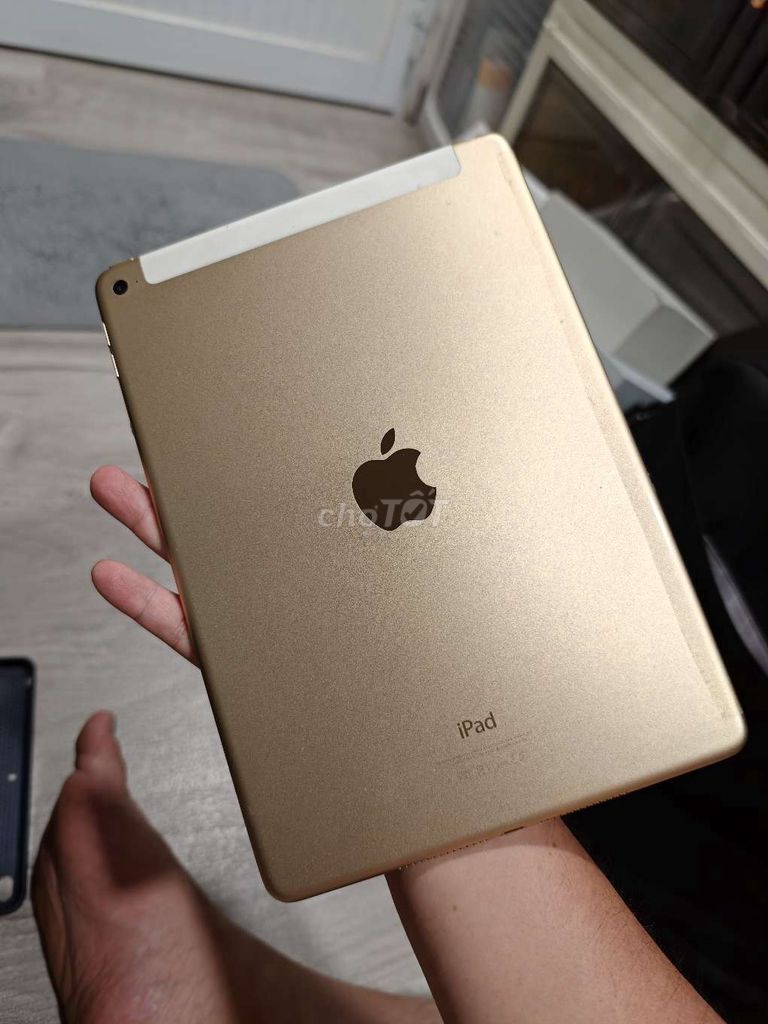 Apple iPad Air 2 64GB Vàng 4G+Wifi IOS 15.5. Mua bán Máy tính bảng tại Quận 5 Tp Hồ Chí Minh được đăng bởi Strawberry Táo hình 1