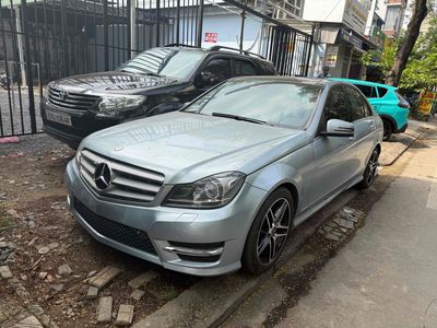 Mercedes-Benz C300 AMG 2013 Bạc 154284 km. Mua bán Ô tô tại Quận 7 Tp Hồ Chí Minh được đăng bởi Tuan