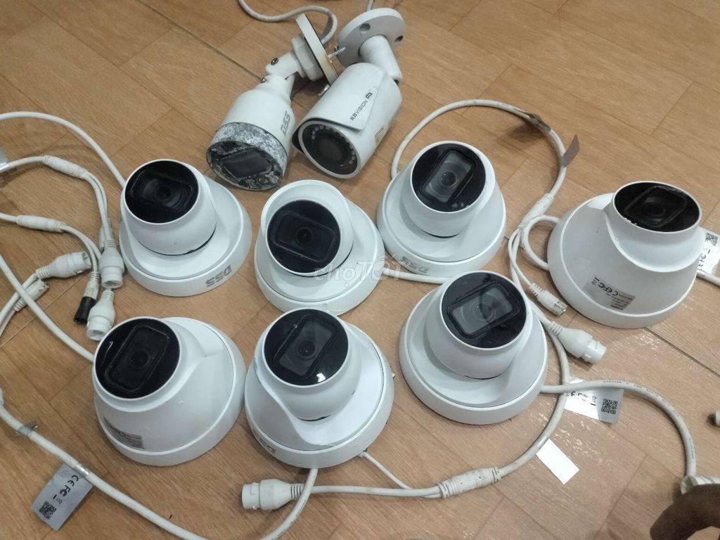 dư ít camera IP và đầu. Mua bán Máy ảnh, Máy quay tại Quận Cẩm Lệ Đà Nẵng được đăng bởi Huy hình 1
