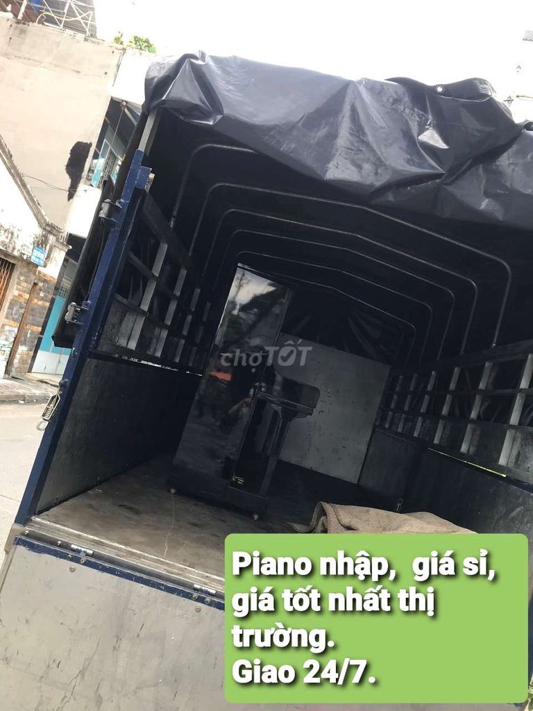 Piano Yamaha UX. Giá sỉ,  Giá tốt.