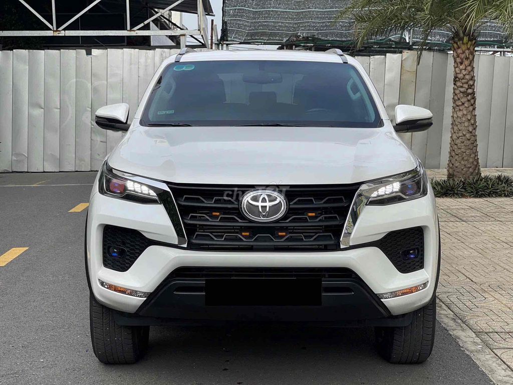 Toyota Fortuner 2021 máy Dầu một chủ xe đẹp