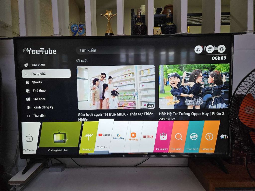 Smart TV LG 65 inch Đen. Mua bán Tivi, Âm thanh tại Huyện Thủ Thừa Long An được đăng bởi Phạm Tấn Đức hình 1