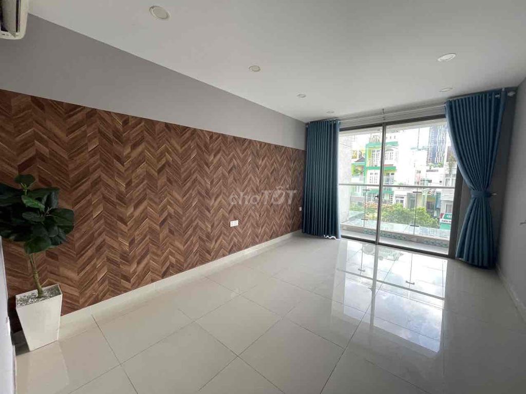 QUÁ RẺ ! Studio nội thất cơ bản (bếp rèm máy lạnh), 32m2 giá chỉ 9tr