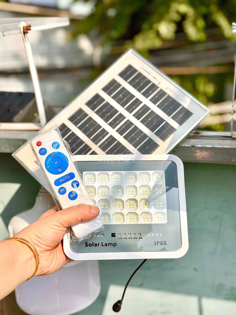 Đèn năng lượng mặt trời. Mua bán Đèn tại Quận 8 Tp Hồ Chí Minh được đăng bởi út thu vui vẻ hình 1