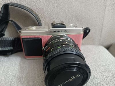 ™ Bộ máy ảnh Olympus E-P2 len mf 28f2.8