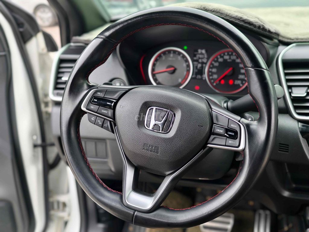 Honda City 2022 RS màu trắng. Mua bán Ô tô tại Quận Long Biên Hà Nội được đăng bởi BON AUTO hình 11