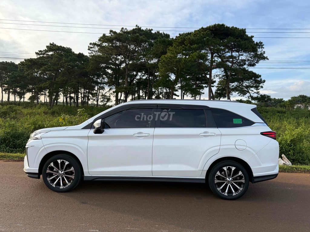 Toyota Veloz Cross 2022 CVT Top - 65000 km. Mua bán Ô tô tại Huyện Krông Búk Đắk Lắk được đăng bởi Tín Nguyễn hình 5