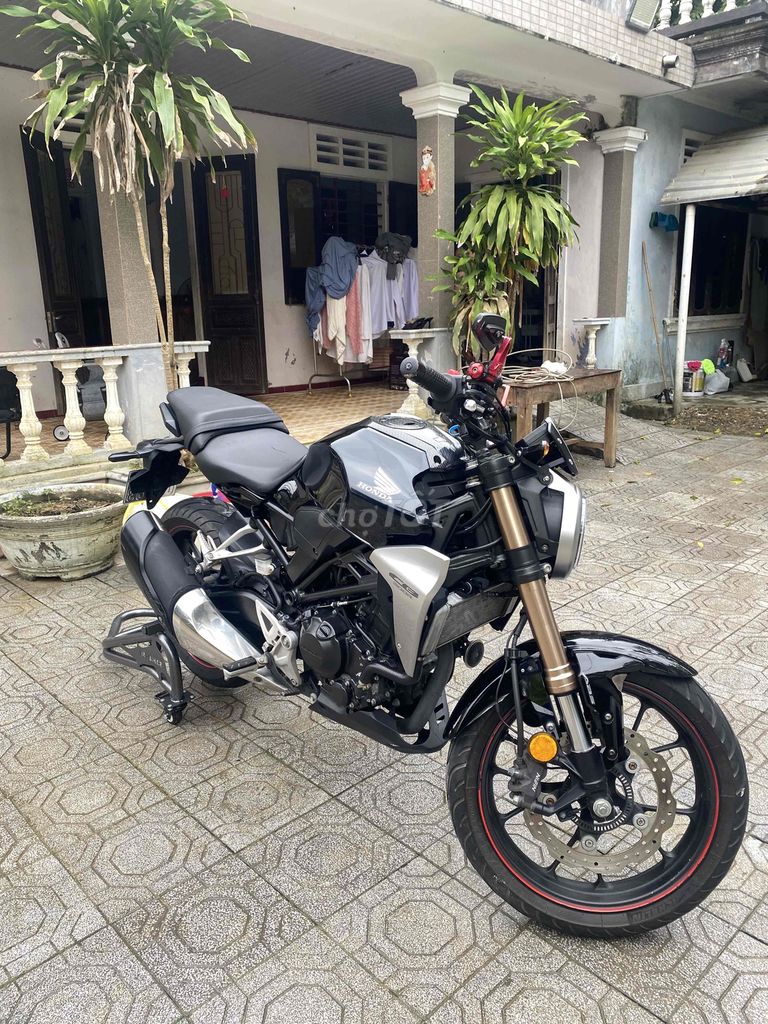HONDA CB300r. Mua bán Xe máy tại Thành phố Huế Thừa Thiên Huế được đăng bởi Tài hình 6