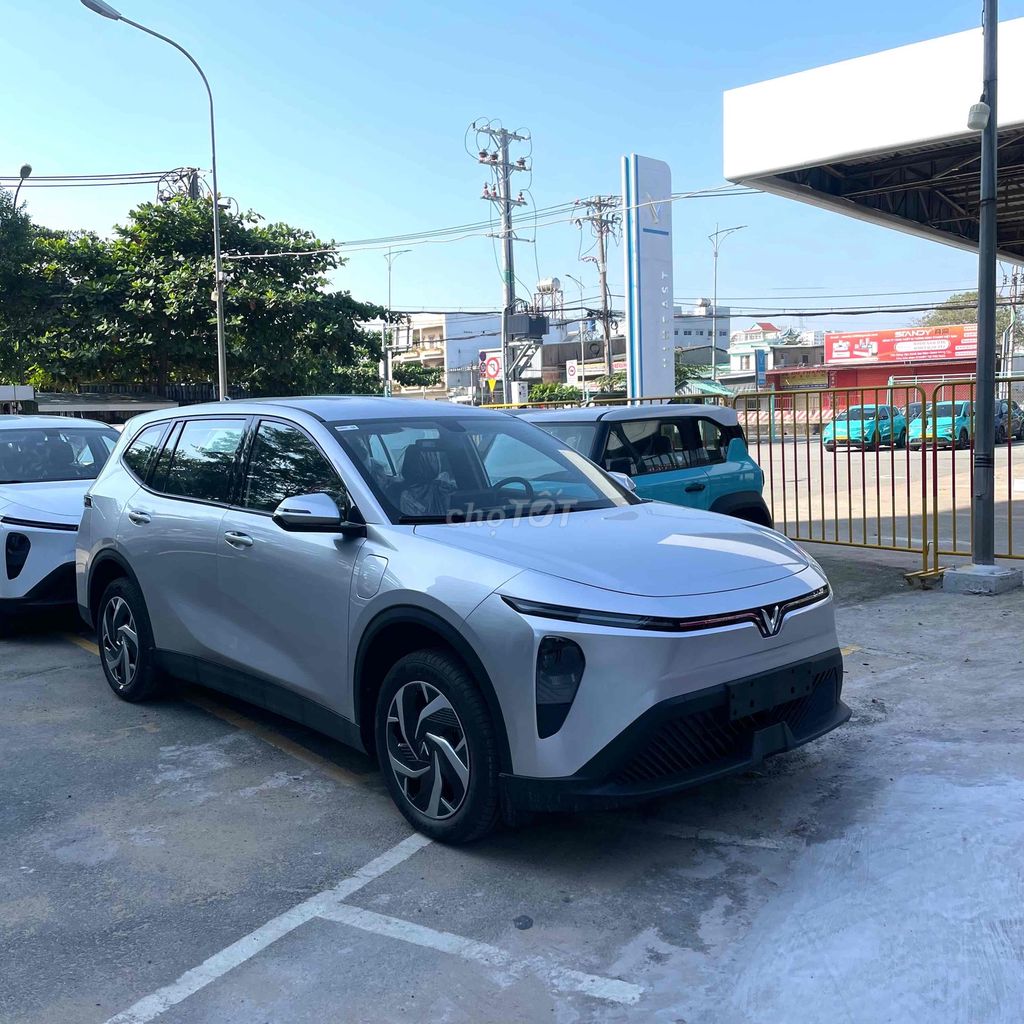 VinFast Limo Green -Xe sẵn giao ngay - COC sẵn. Mua bán Ô tô tại Quận Bình Tân Tp Hồ Chí Minh được đăng bởi Vinfast Ô Tô hình 15