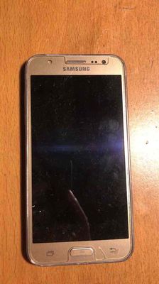 Samsung J5 cũ, màu vàng. Mua bán Điện thoại tại Quận Hoàn Kiếm Hà Nội được đăng bởi Trần Tuấn