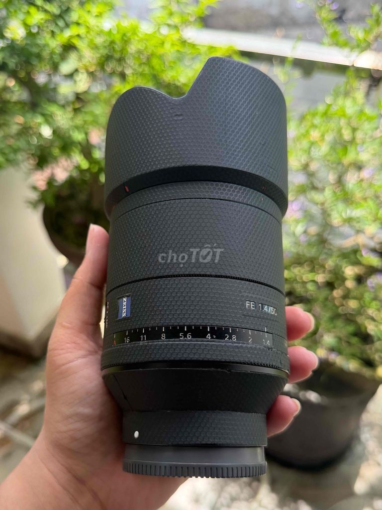 Ống kính Sony Zeiss FE 50mm F1.4 ZA. Mua bán Máy ảnh, Máy quay tại Quận Sơn Trà Đà Nẵng được đăng bởi  nguyễn xuân khánh tâm hình 1