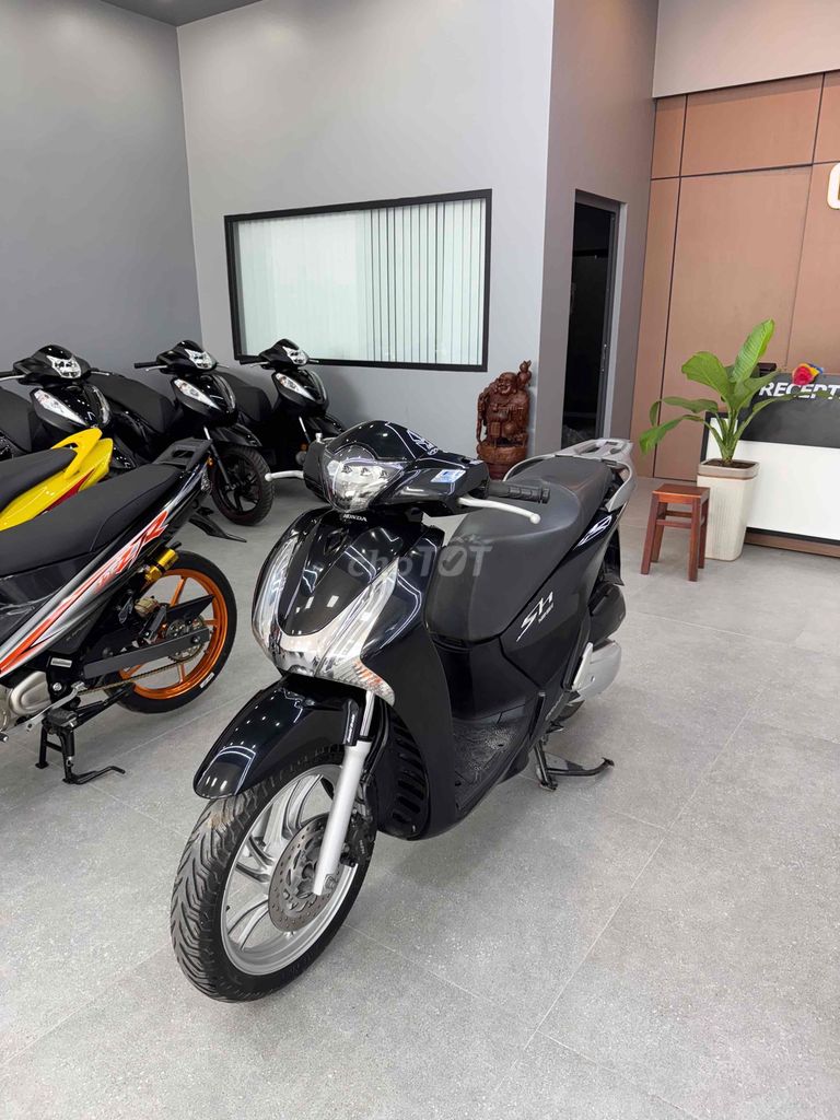 SH125 2016 Smartkey rin xe chuẩn đẹp Hỗ trợ góp. Mua bán Xe máy tại Quận Cái Răng Cần Thơ được đăng bởi Cửa Hàng Xe Máy Quang Sang hình 2