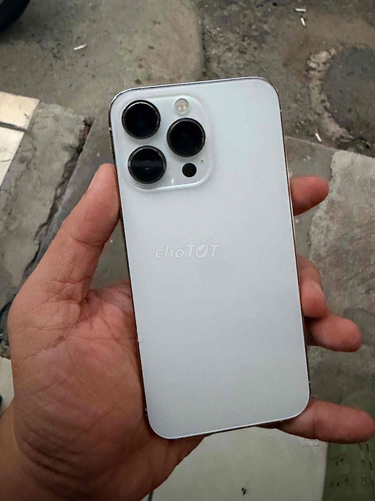 iPhone 13 Pro 256GB Trắng. Mua bán Điện thoại tại Quận Tân Bình Tp Hồ Chí Minh được đăng bởi Tran Minh Anh hình 1