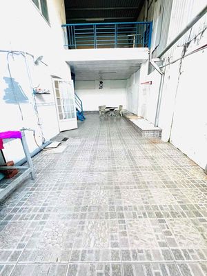 Nhà phố 150 m² · 5 PN · Đường Huỳnh Tấn Phát
