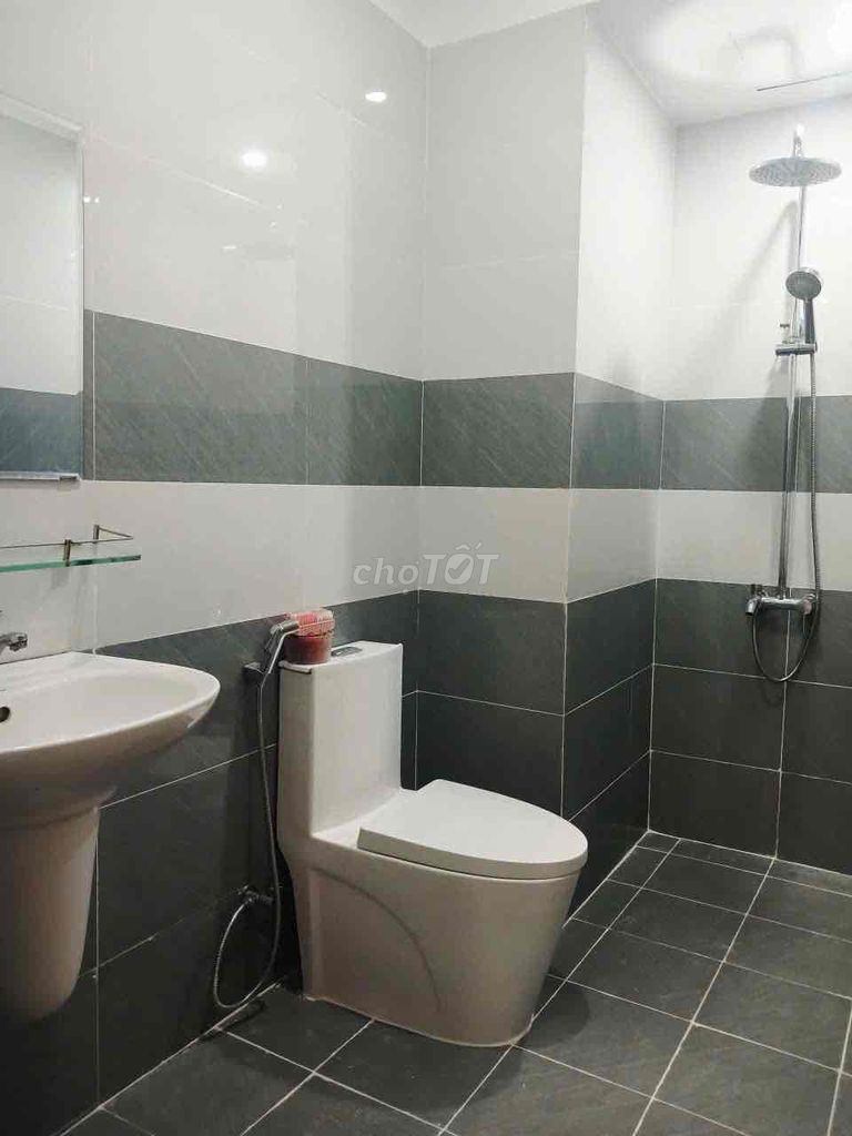 Квартира с мебелью, 300 м до пляжа Микхе