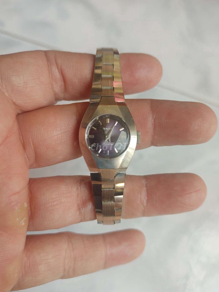 Đồng hồ Rado Nữ Thụy Sĩ Cơ cót. Mua bán Đồng hồ tại Quận Bình Thạnh Tp Hồ Chí Minh được đăng bởi Nguyen Bich Lien hình 1