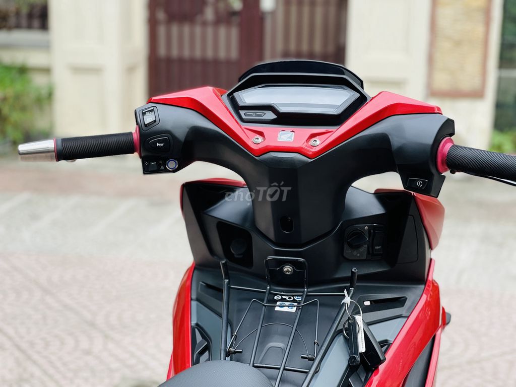 HONDA WINNER X 150 ABS MÀU đỏ CỰC HÓT NĂM 2024. Mua bán Xe máy tại Quận Bắc Từ Liêm Hà Nội được đăng bởi VIỆT ANH hình 6