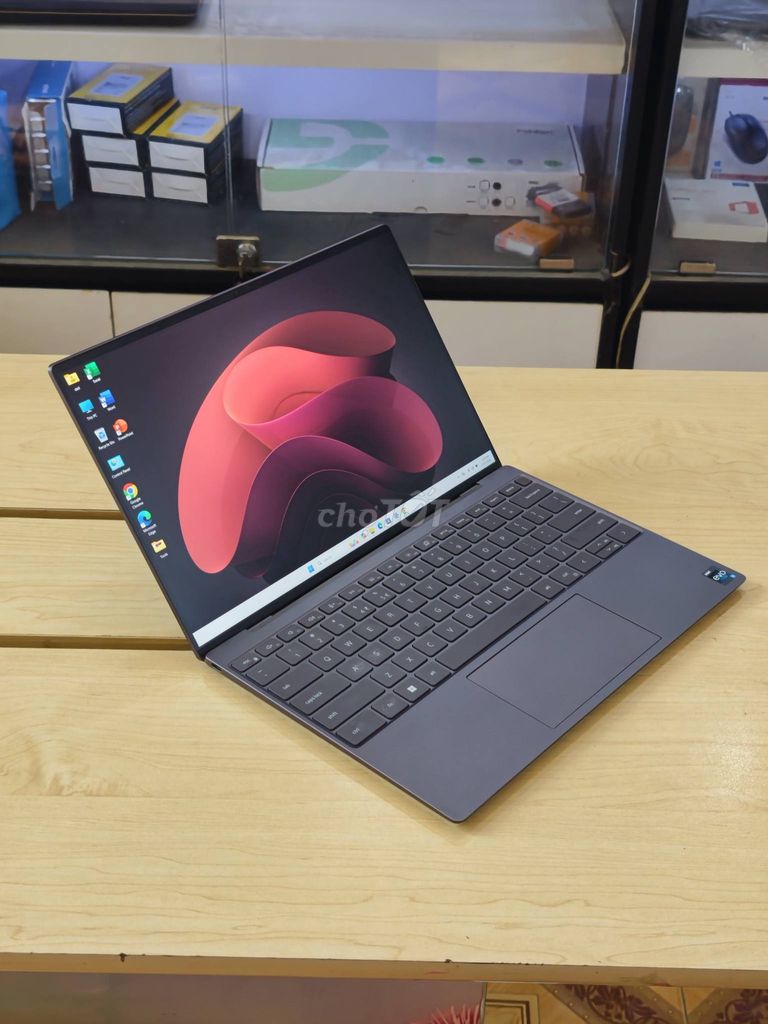 Dell XPS 13 9315 Core i5-1230U siêu mỏng đẹp. Mua bán Laptop tại Quận Thanh Xuân Hà Nội được đăng bởi Ngọc Lan hình 1