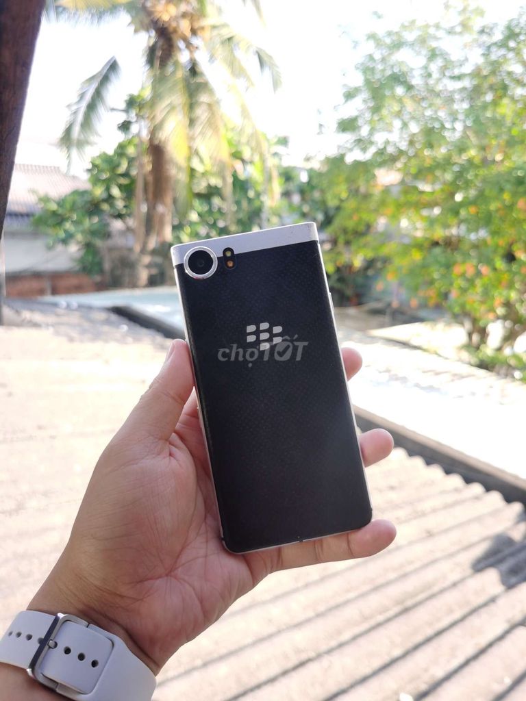 BlackBerry Key One Đen, Bạc. Mua bán Điện thoại tại Quận Ninh Kiều Cần Thơ được đăng bởi Henry Nguyễn hình 1