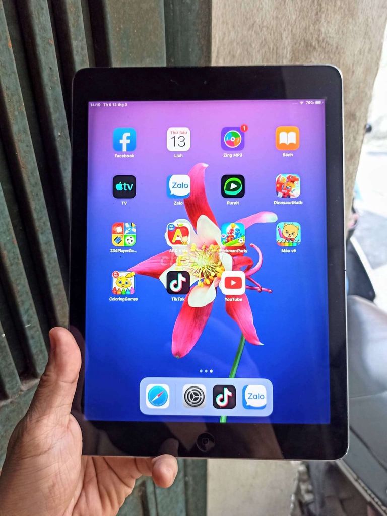 Apple iPad Air 16GB Xám. Mua bán Máy tính bảng tại Quận Hoàng Mai Hà Nội được đăng bởi duong anh dung hình 1