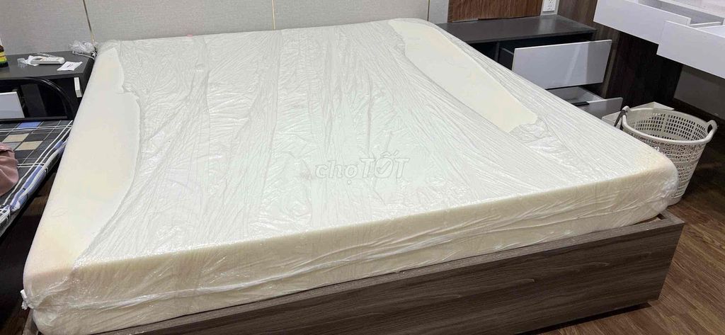 Nệm Cao su non 1m6 x 2m Thoáng khí. Mua bán Giường, chăn ga gối nệm tại Quận Tây Hồ Hà Nội được đăng bởi Hồng Ngọc hình 1