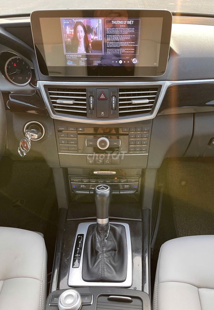 Mercedes Benz E Class 2010 E250 xe còn zin nhiều. Mua bán Ô tô tại Quận Thanh Xuân Hà Nội được đăng bởi Vạn Phát  Auto hình 11