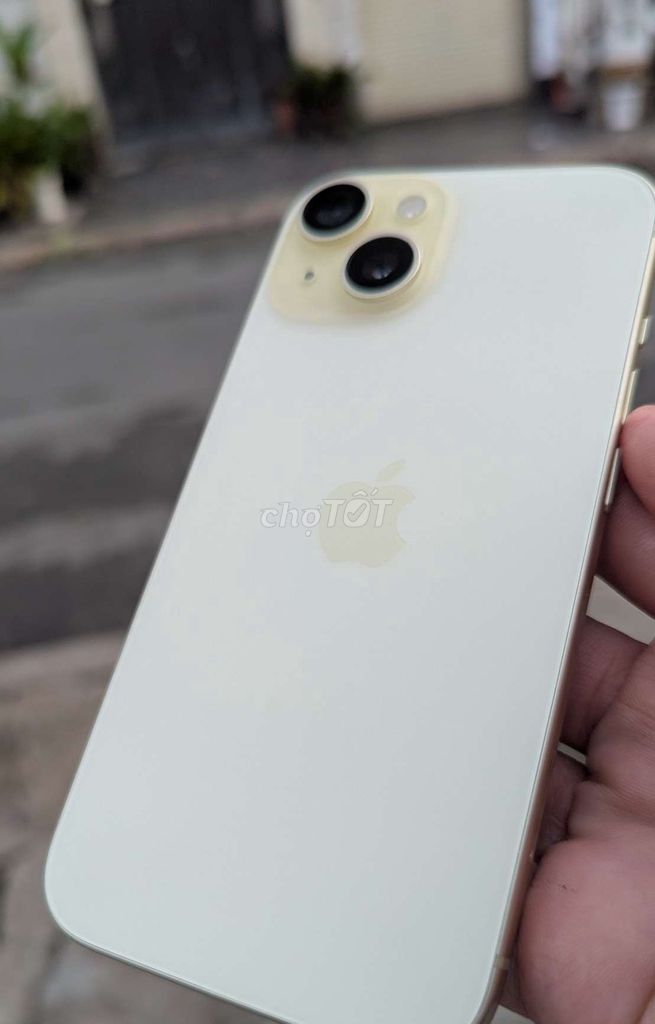 IPhone 15 VN zin all bh hãng+ rơi vỡ 1 năm đổi. Mua bán Điện thoại tại Quận 7 Tp Hồ Chí Minh được đăng bởi Thanh hình 1