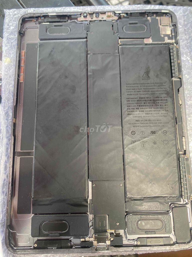 Apple iPad Pro 2020 Xám 128GB. Mua bán Máy tính bảng tại Quận 8 Tp Hồ Chí Minh được đăng bởi Quốc Thái hình 1