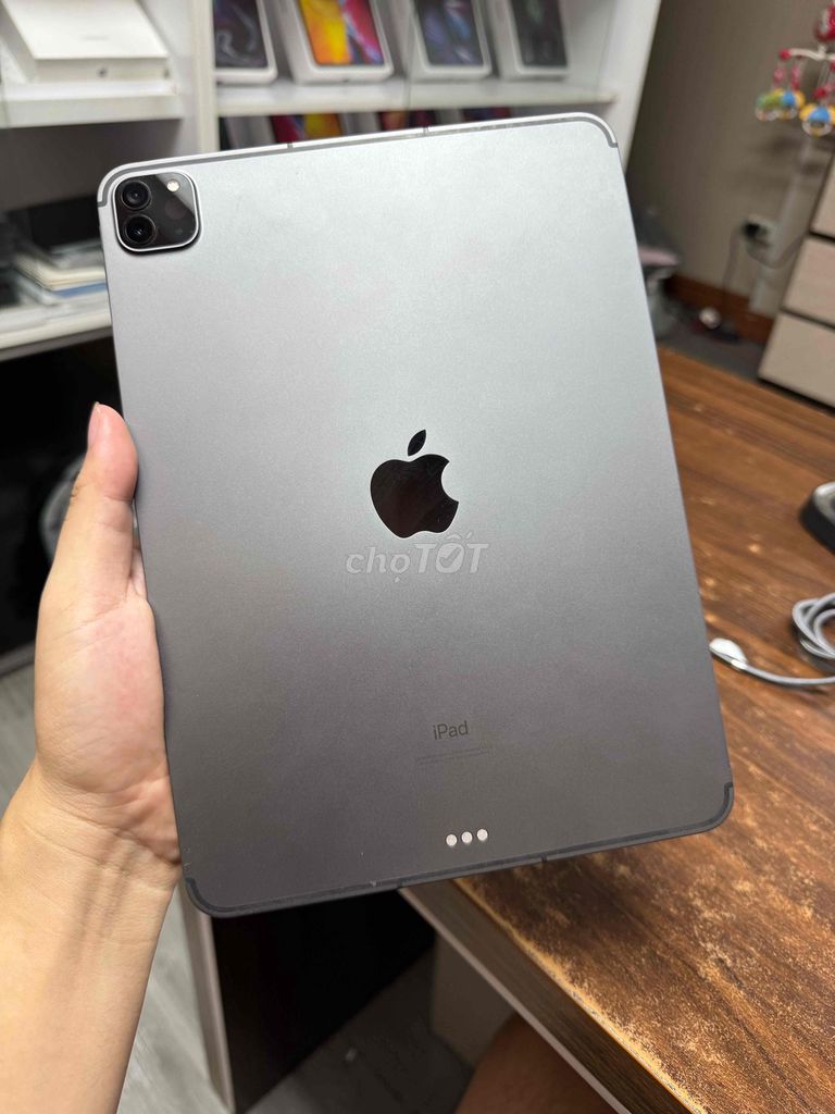 Apple iPad Pro M1 512GB Xám. Mua bán Máy tính bảng tại Quận Hoàng Mai Hà Nội được đăng bởi Cảnh Hà  hình 1