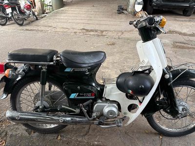 cần bán xe. Mua bán Xe máy tại Quận Đống Đa Hà Nội được đăng bởi Nguyen Huy thế