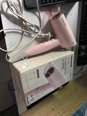 Máy sấy tóc Panasonic mới 99.9 %. Mua bán Nội thất, đồ gia dụng khác tại Thành phố Thủ Đức Tp Hồ Chí Minh được đăng bởi Tam