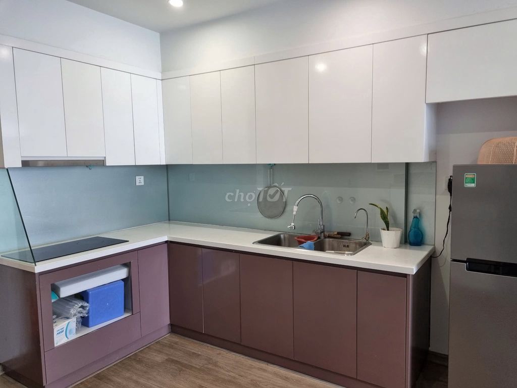 Квартира с 2 спальнями и 1 санузлом в Vinhomes Ocean Park, полностью меблированная