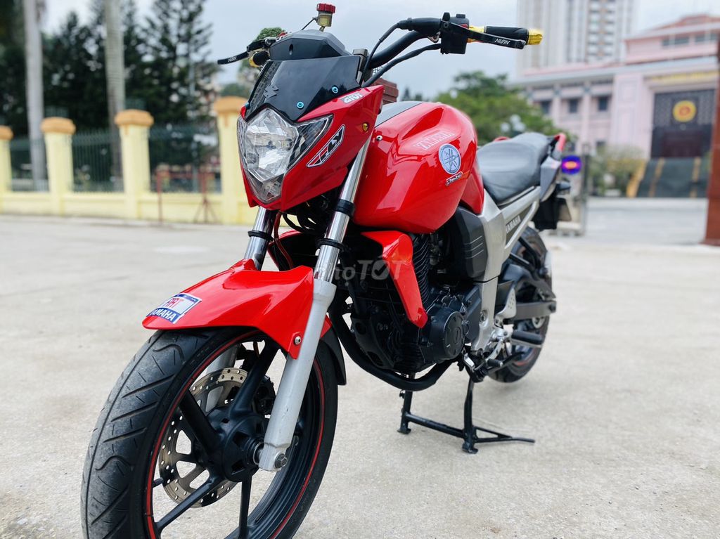 Yamaha FZ 150iS FI ĐỎ Nhập Khẩu  XE ĐẸP  Đi Ít. Mua bán Xe máy tại Quận Nam Từ Liêm Hà Nội được đăng bởi THANH BÌNH hình 3