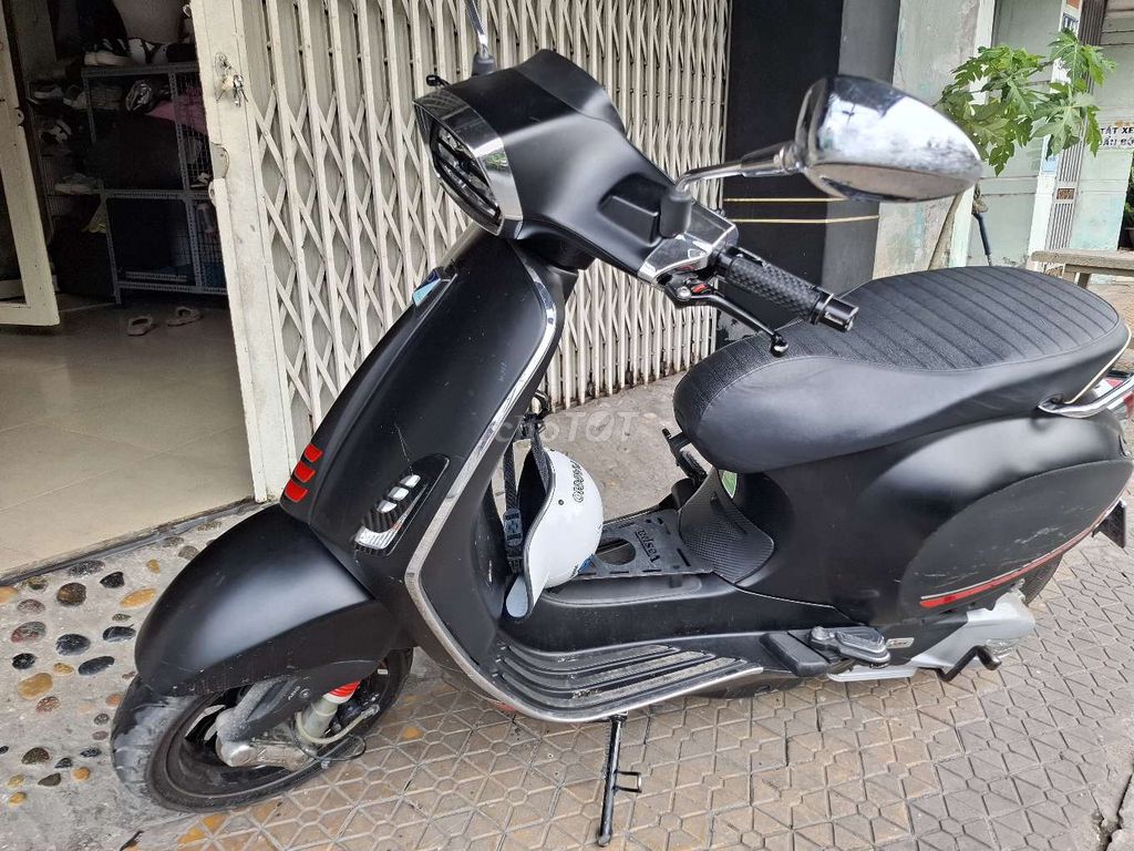 Piaggio Vespa Sprint 2022 125cc ABS Đen. Mua bán Xe máy tại Quận Bình Tân Tp Hồ Chí Minh được đăng bởi Nguyễngiang hình 4