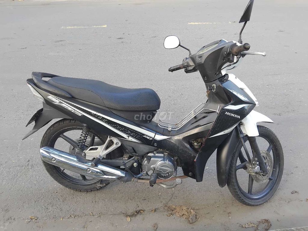 Honda Blade 2017 bán xác. Mua bán Xe máy tại Quận Liên Chiểu Đà Nẵng được đăng bởi Nguyễn Thái Thụy hình 2