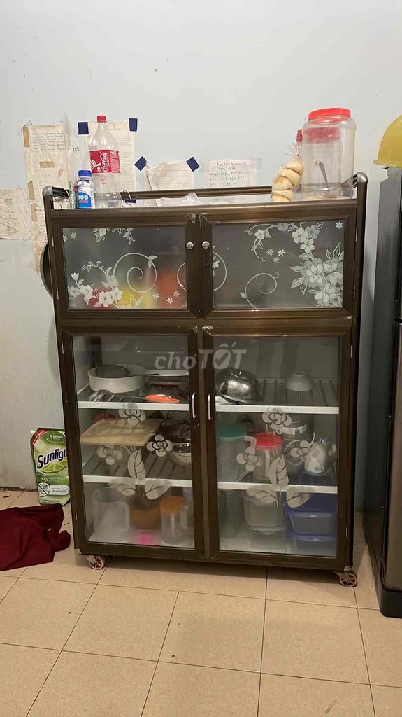Tủ chén, cao/rộng/sâu (1,5/ 1,2/ 0,4) bằng nhôm ki