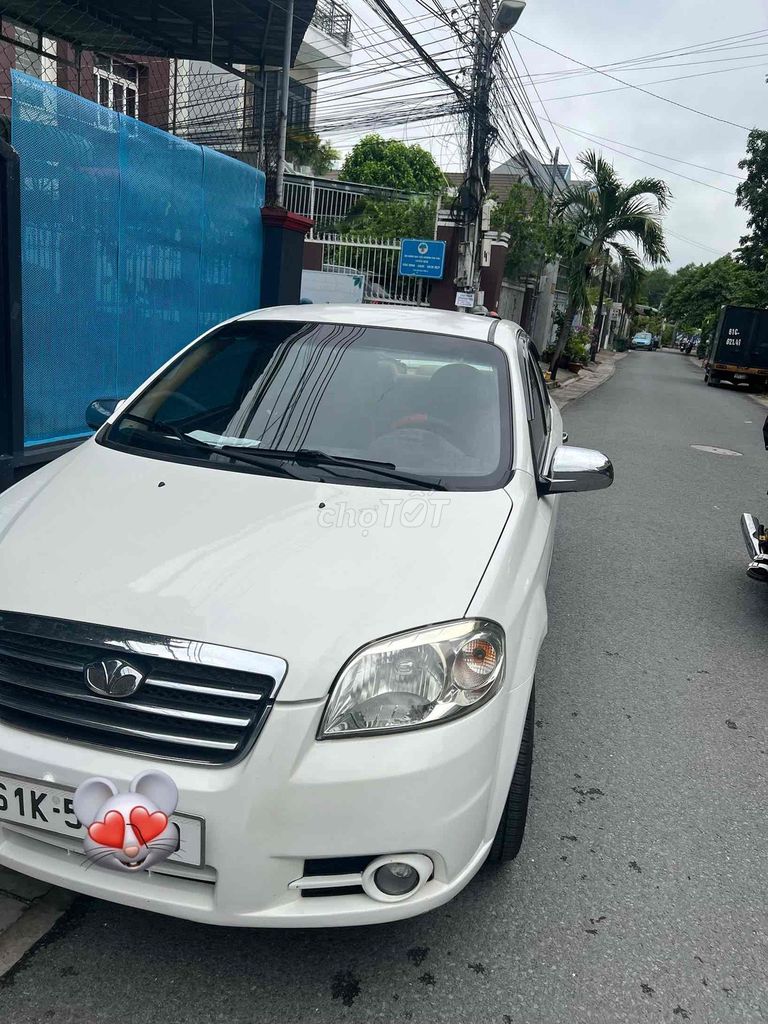 Chevrolet Gentra 2010 photo 2