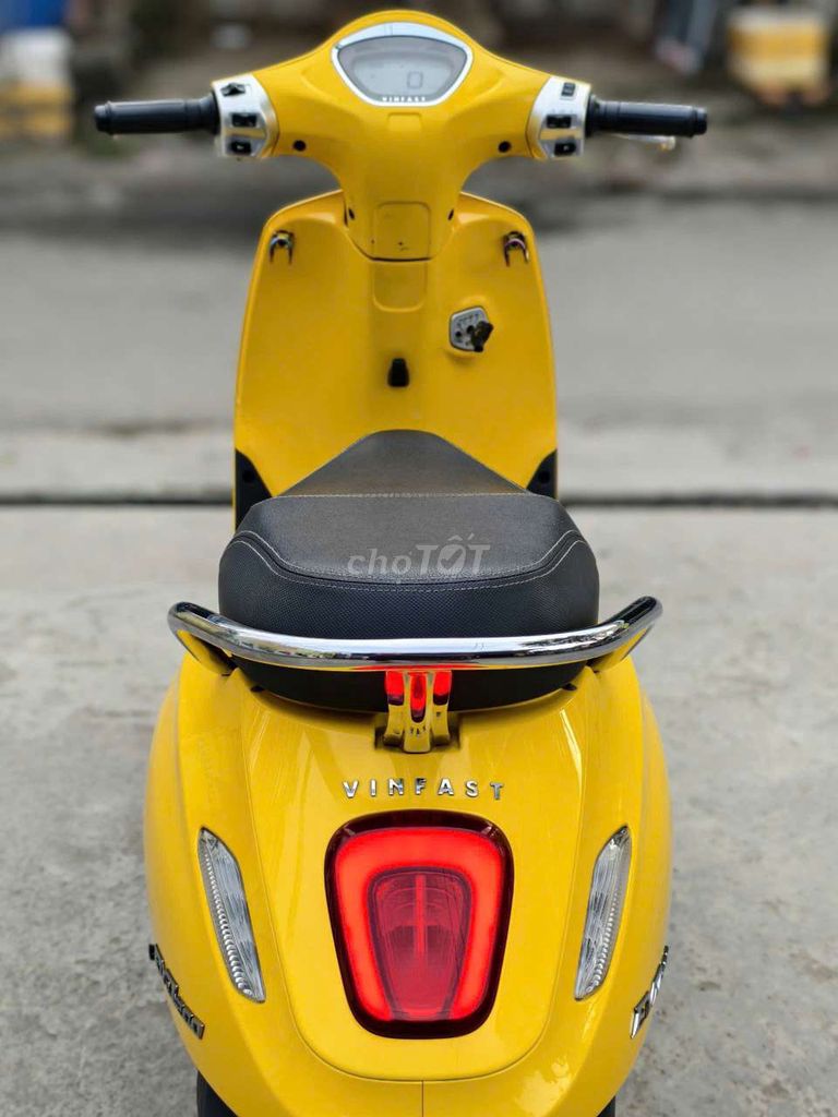 VinFast EVO 200 - Vàng 30.000 km - Chính chủ. Mua bán Xe điện tại Quận Bình Tân Tp Hồ Chí Minh được đăng bởi Xe Điện Lướt Sài Gòn hình 9