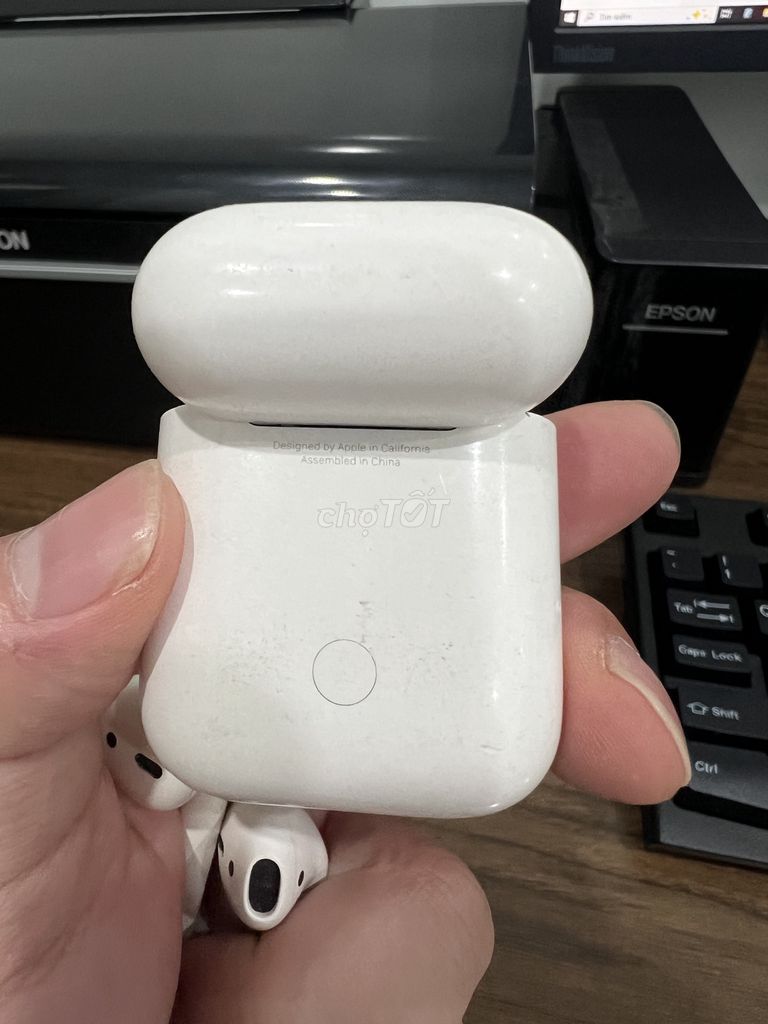 Tai nghe Apple AirPods 2 Trắng. Mua bán Tivi, Âm thanh tại Huyện Quốc Oai Hà Nội được đăng bởi Việt Anh hình 1