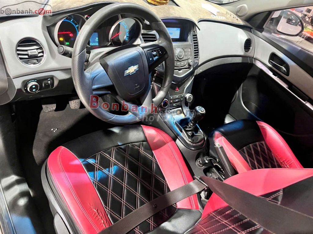 Chevrolet Cruze 2017 LT 1.6L - 250000 km. Mua bán Ô tô tại Thành phố Thủ Dầu Một Bình Dương được đăng bởi Nghĩa Phan Thành hình 2