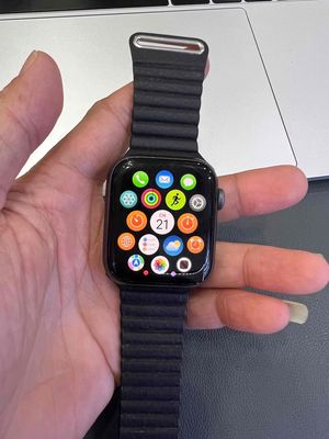 Apple Watch S4 44mm xám tầm 97%